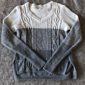 Hollister sweater M